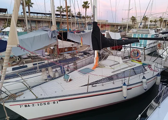Experience On A Sailboat To Sleep