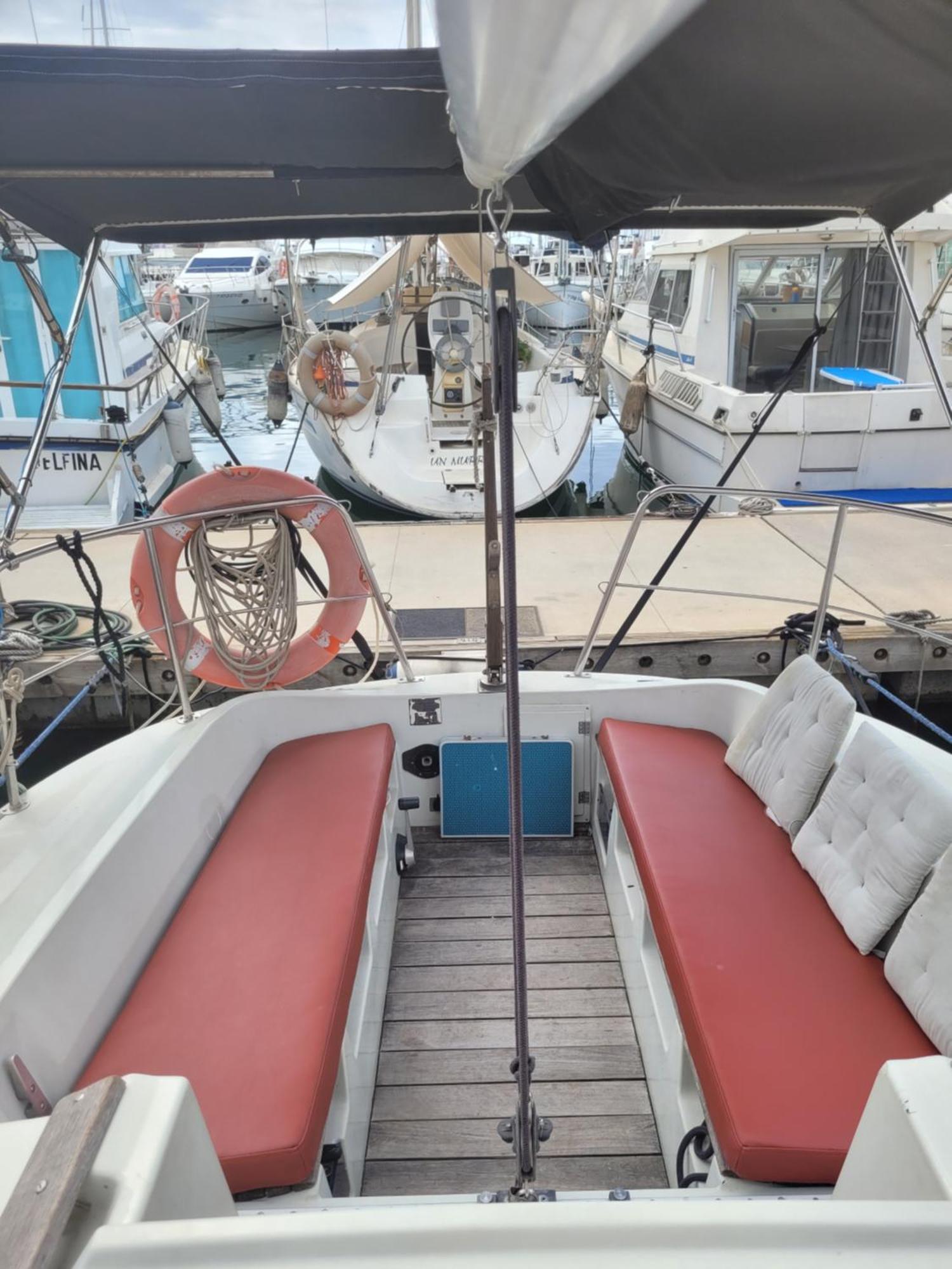 Experience On A Sailboat To Sleep
